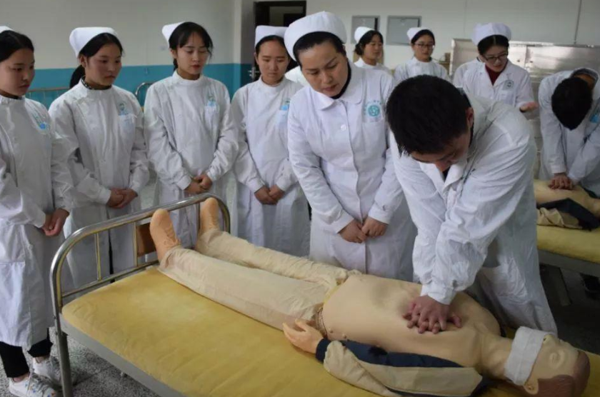 专升本|大学里的伪医学专业，听起来是学医，毕业找工作跟医生不沾边