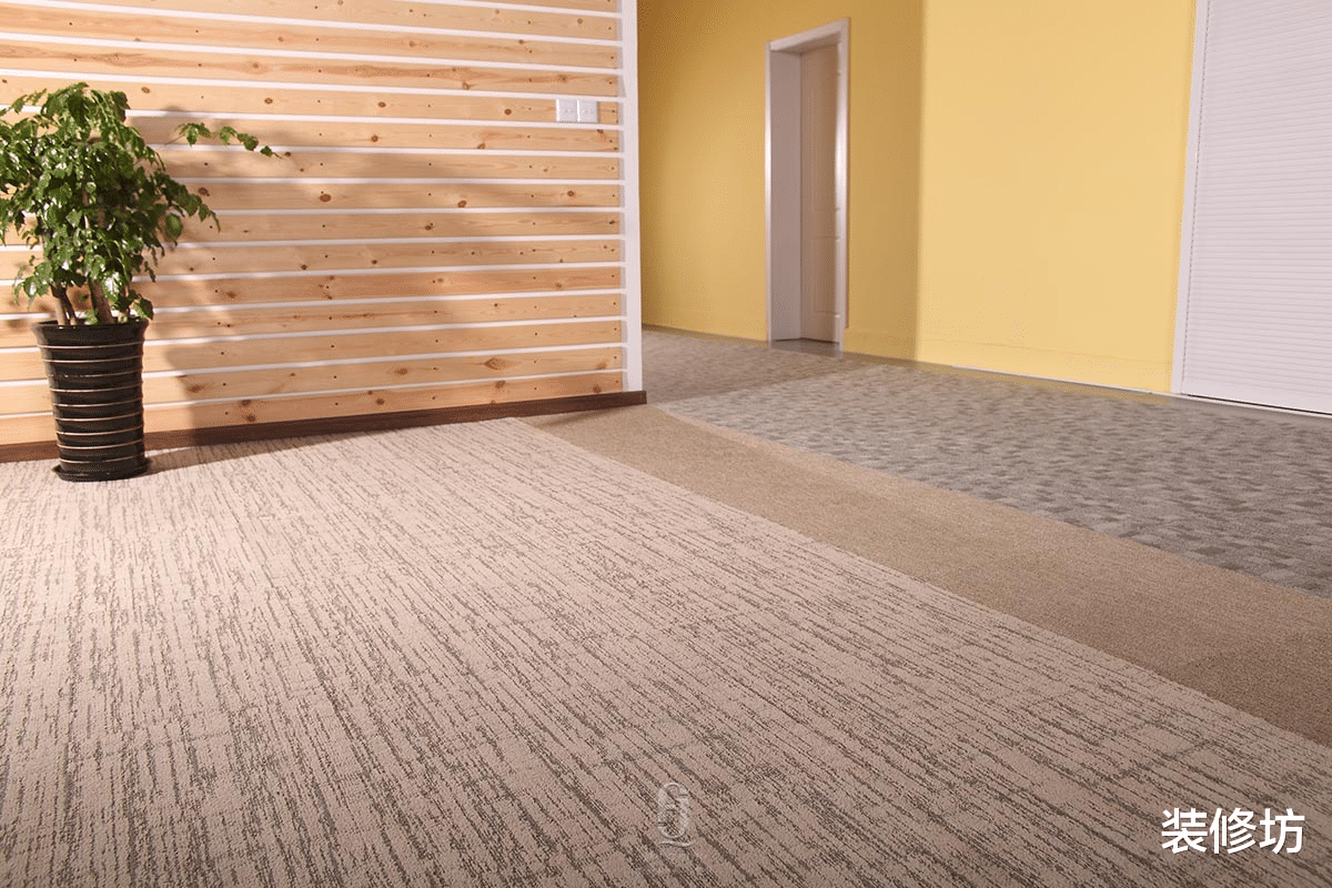 原来铺地毯也有讲究,这样铺地毯,客厅更美观