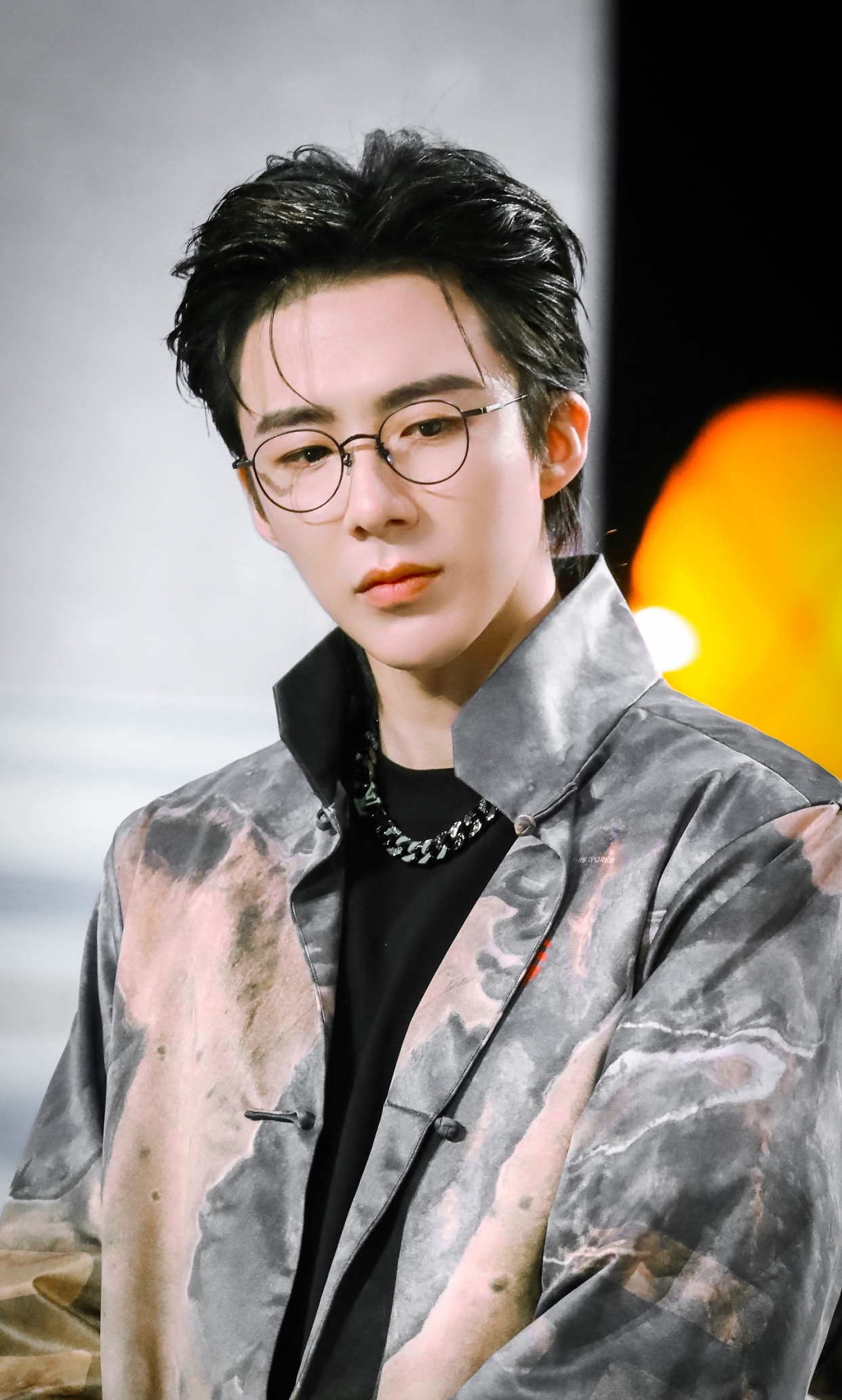 华晨宇|8位内地当红歌手，张杰薛之谦人气依旧，周深华晨宇新生代希望