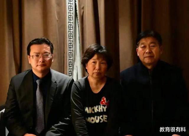杜新枝 “错换人生”庭审，杜新枝展示了一项证据，护士们揭示了一个真相