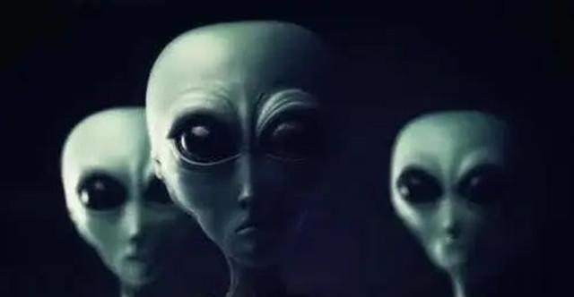 土星 为什么外星人不和人类接触？可能在他们的眼里，人类只是一群蚂蚁