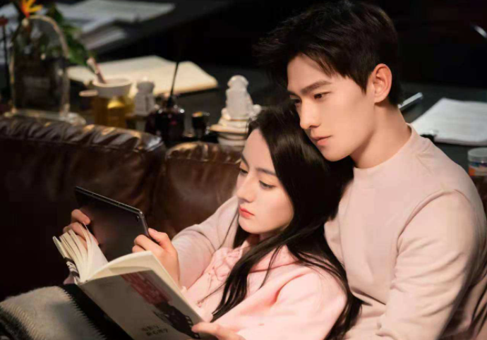 |仅播1天播放量破千万，短短8集吊足胃口，鹅厂一出手又是王炸剧