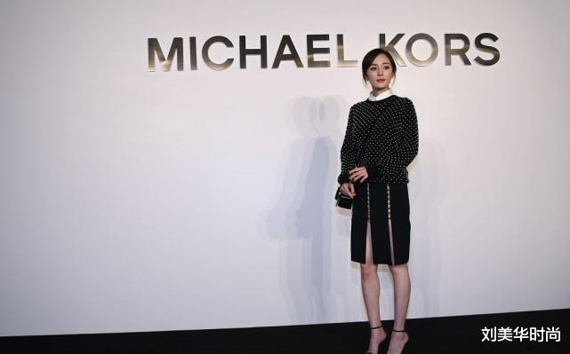 刘美华时尚|奚梦瑶不愧是超模,和杨幂同穿黑裙,气场相似都很帅