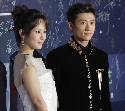 杨紫|张一山和杨紫青梅竹马，亲昵而不亲密，生日送祝福：爱你如初雪