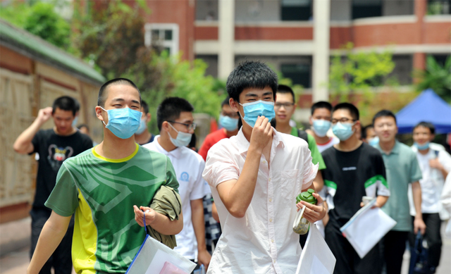 家有二宝育儿|985、211名校招生，在河南、江西、宁夏大批遇冷，征集志愿开启