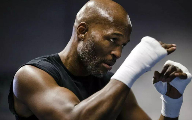 迈克·泰森|拳王泰森的女儿超自律，狂减55公斤，成功牵手一枚小鲜肉男友