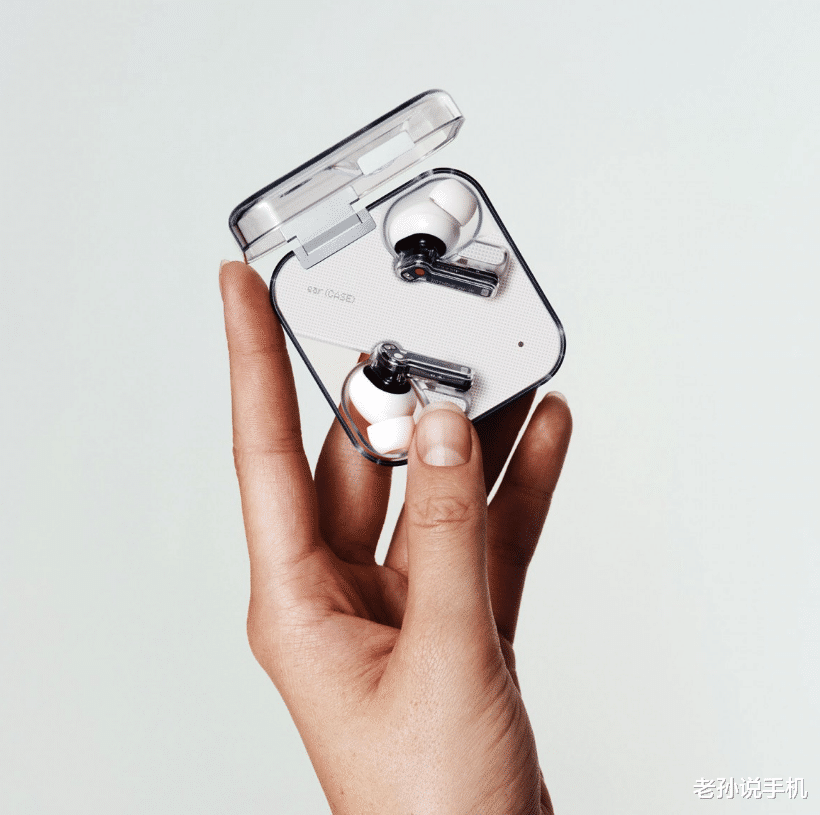 苹果|原一加创始人成立新公司,首款透明手机曝光,安卓之父加盟?