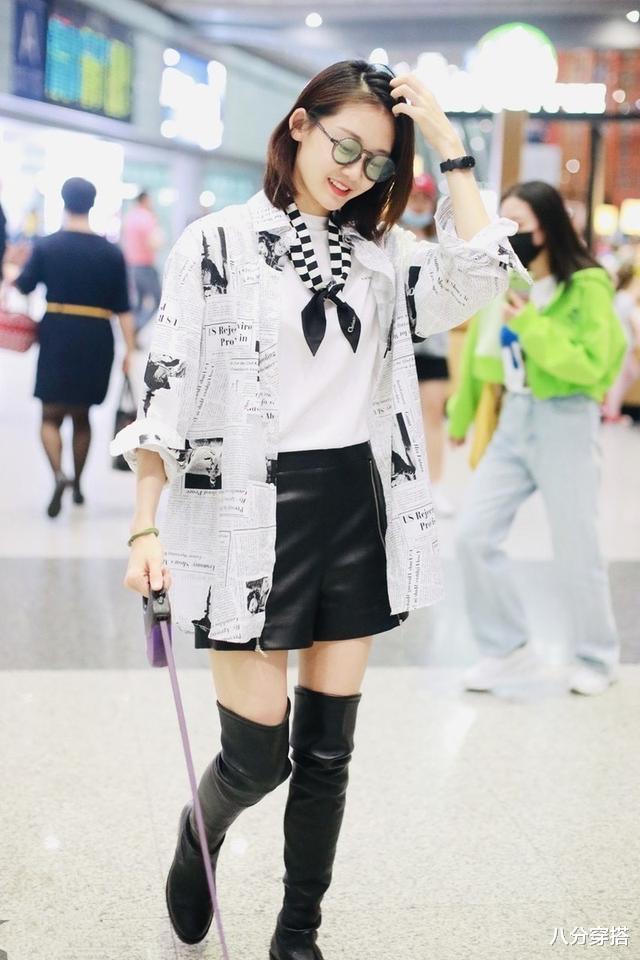 苗苗|苗苗太给郑恺长脸，穿黑白衬衫配皮短裤简约大气，随性时髦
