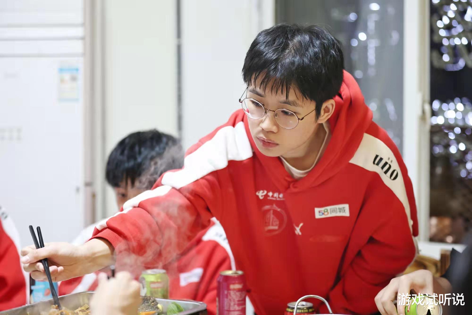ag战队|谁才是AG真正人气王？久诚压制一诺，Cat居中，初晨和啊泽垫底！