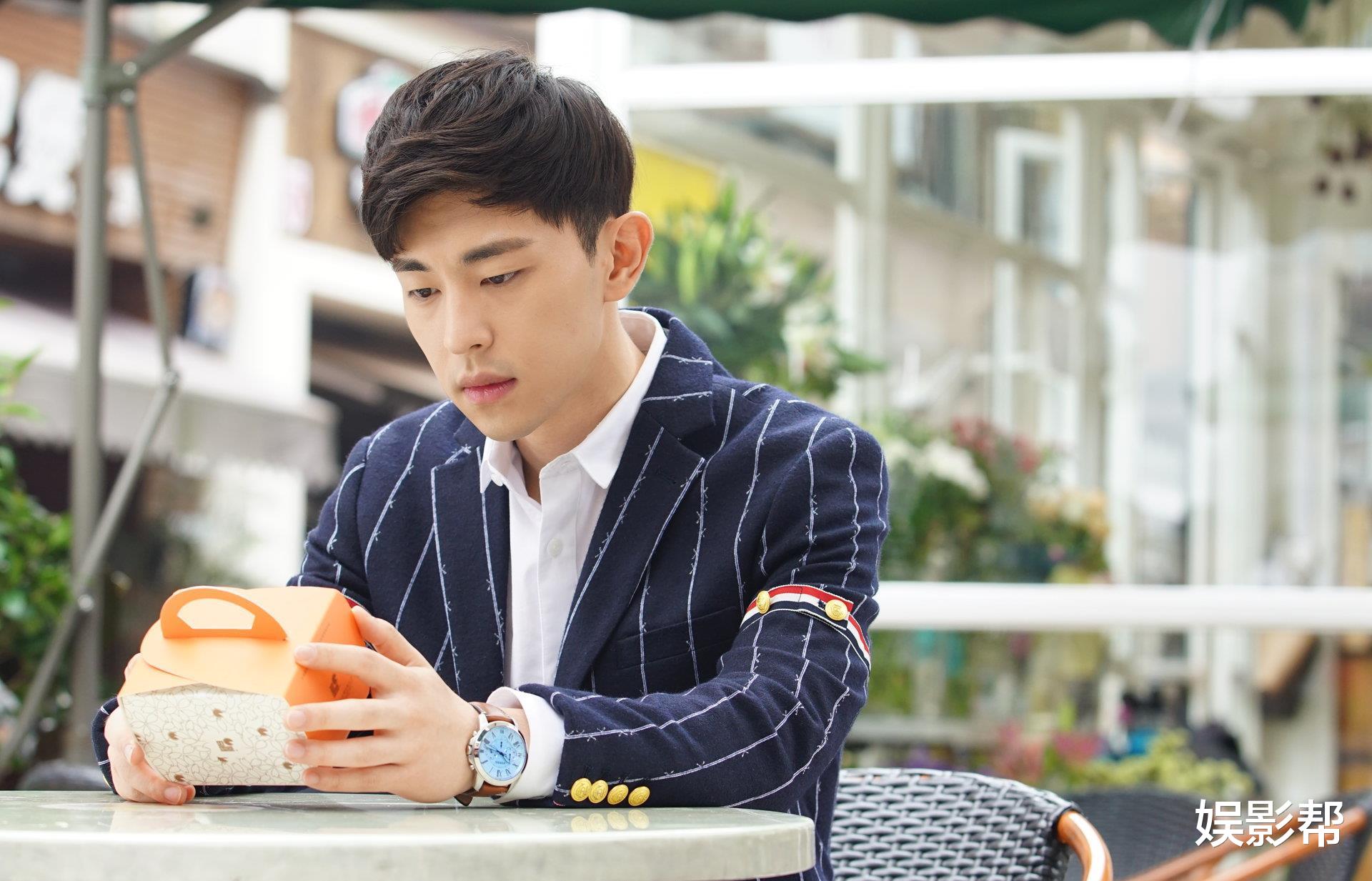 整容|《巴啦啦小魔仙》中石小龙整容式长大，曾又胖又丑，今人人追成狗