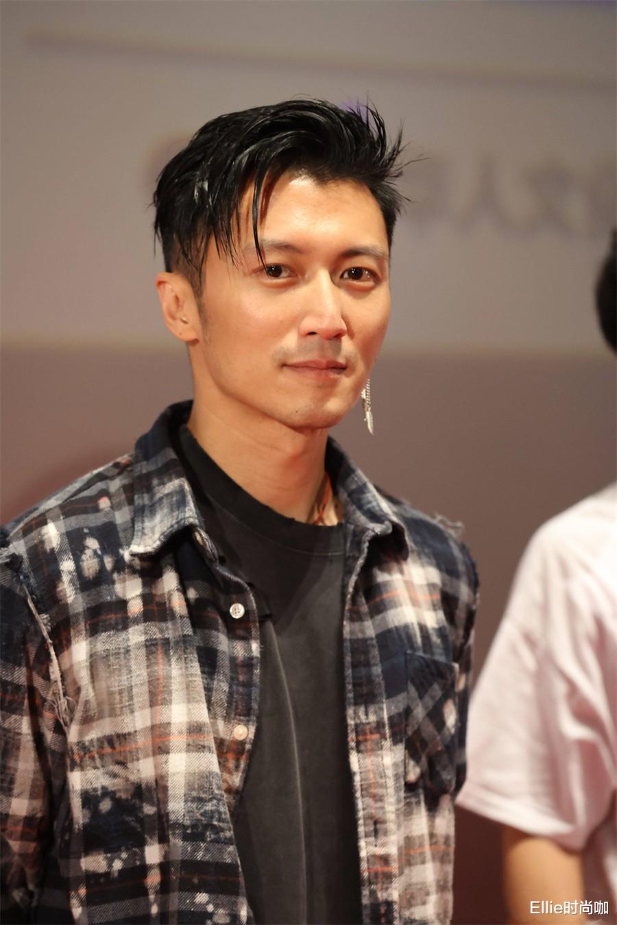 Ellie时尚咖|谢霆锋都41岁了,还这么有男人味,戴耳环梳油头一点不油腻