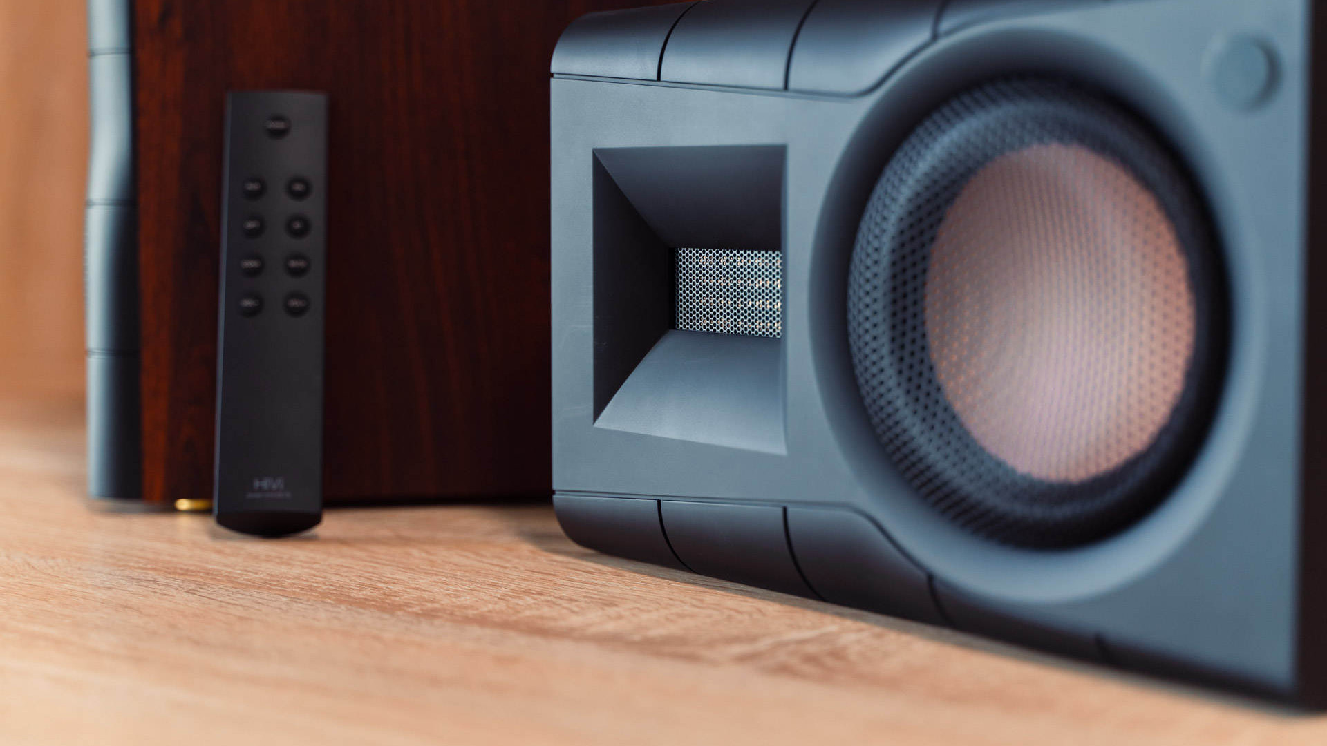 的精致演奏家 惠威c1200有源立体声音箱评测太平洋电脑网耳朵不会骗人