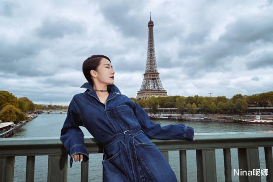 傅菁|李念现身名媛聚会！瘦太狠穿露脐装靠边站秀身材格格不入，五官撞脸薇娅