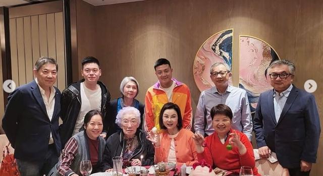 林建岳|97岁的余宝珠:二房上位击败正妻,坐拥数百亿财富,怎么做到的?