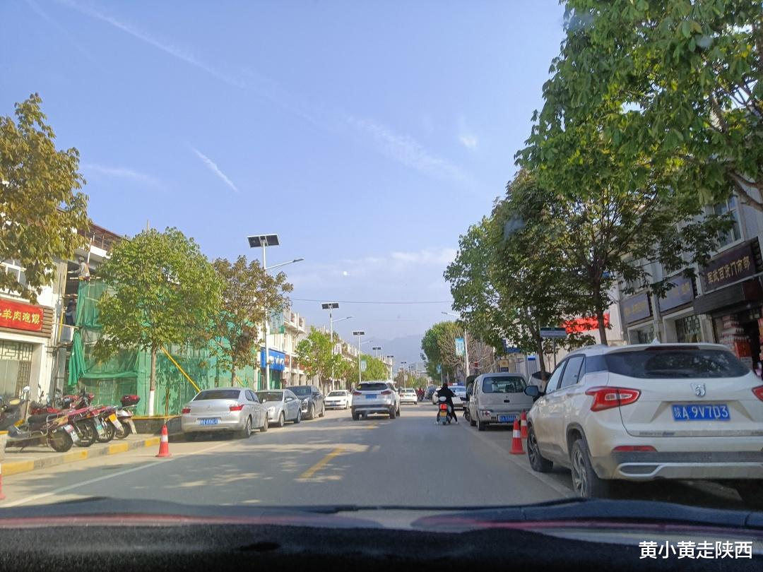 金鱼|假期不想人挤人？西安秦岭脚下小山村，赏山水、钓鱼、野餐很惬意