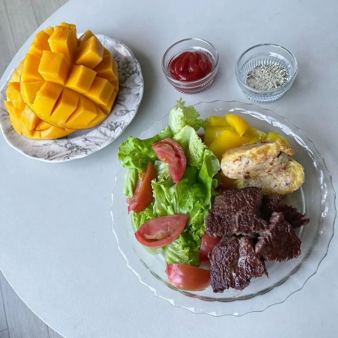 运动|男友劈腿闺蜜,她怒减100斤复仇,还顺便赚了1个亿!