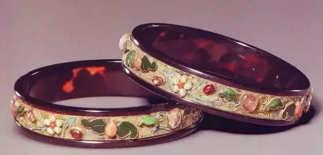 碧玺|盛世传承—皇室贵族们把件儿，非常珍贵！