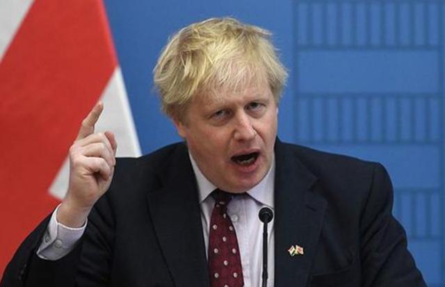 第1眼界 首批撤离武汉的英国人马特“没上那趟飞机就好了，中国更安全”