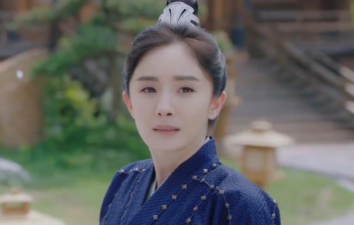 花匠小美 开播一天，《斛珠夫人》豆瓣飘满差评，35岁杨幂演少女引热议
