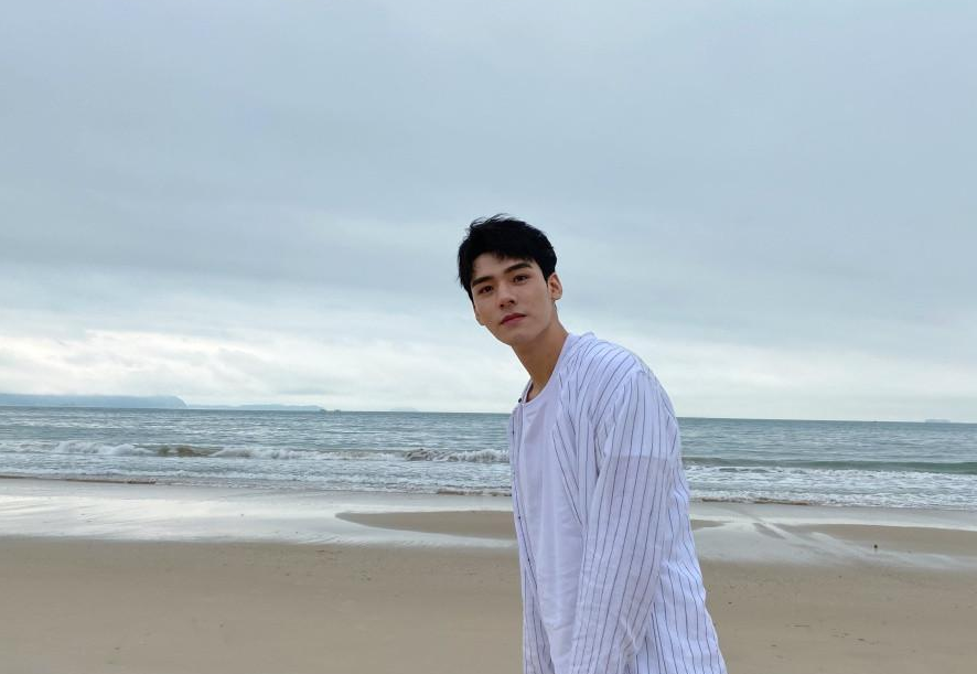 龚俊|张哲瀚怼他怼到一点面子不给，厉害点的会怼回去，龚俊没明显挂脸