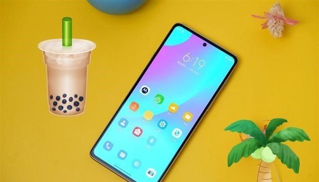 肖翻天和同学们 50X变焦+144Hz屏+4520mAh，跌价900元，骁龙870旗舰更有诚意