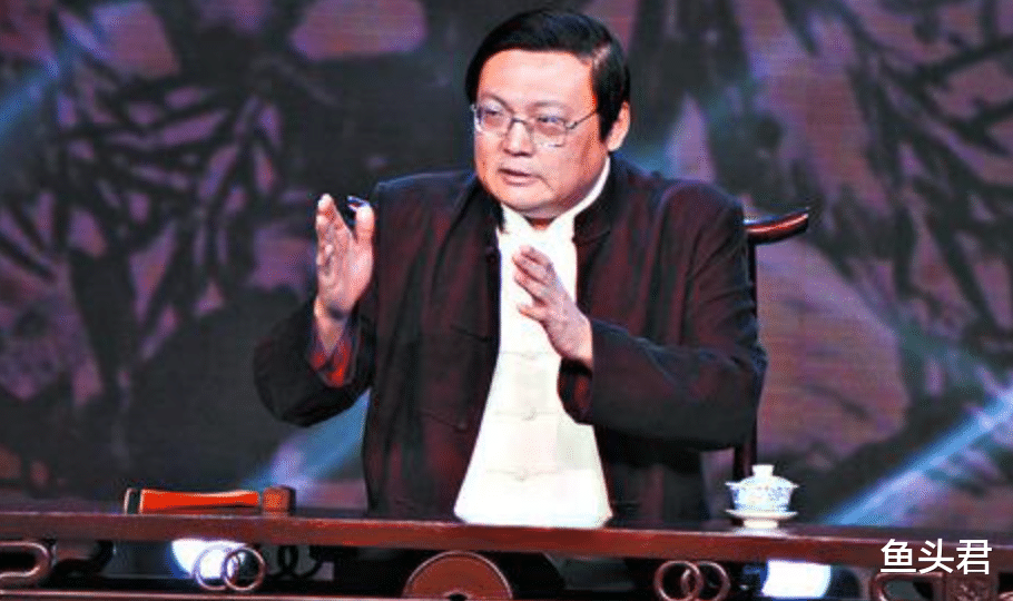 主持人|节目被停播，央视主持人梁宏达被迫退圈，网友却直呼：停得好！