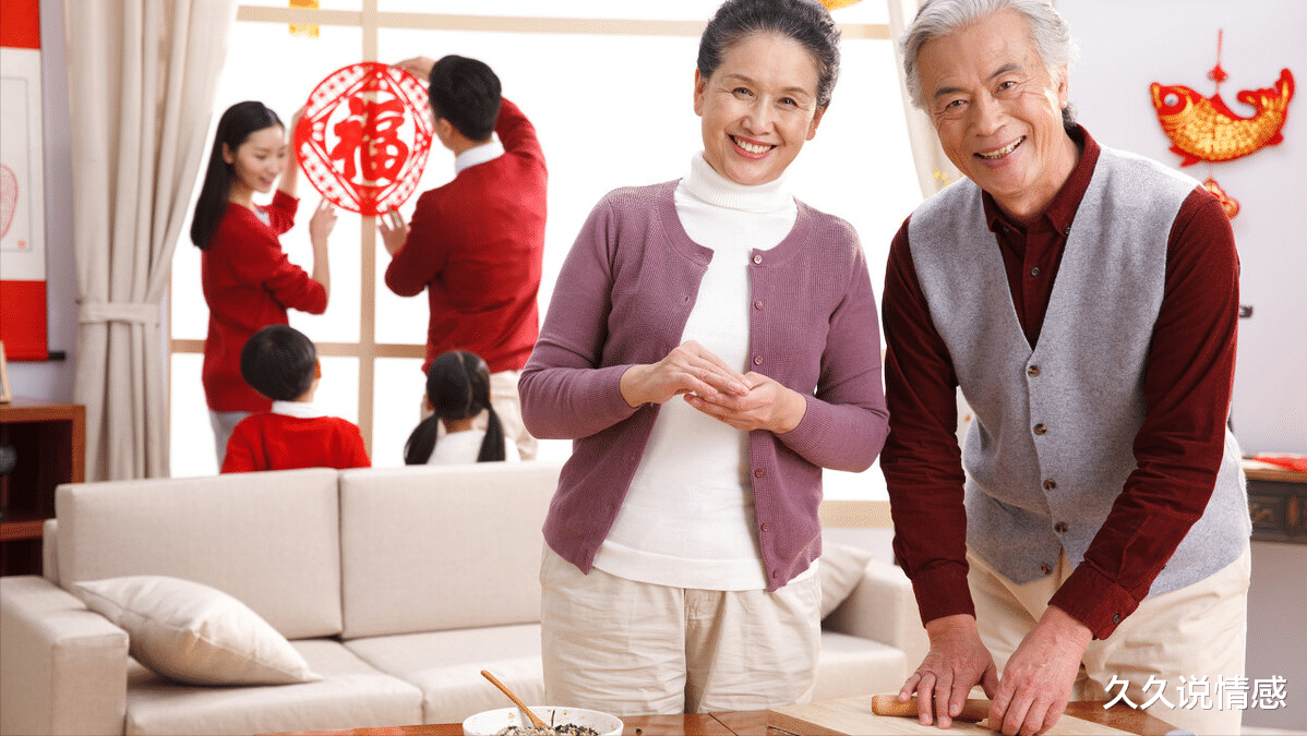 房价|儿媳带亲家住进我买的全款房，还要求过户房产，我直接收回全款房