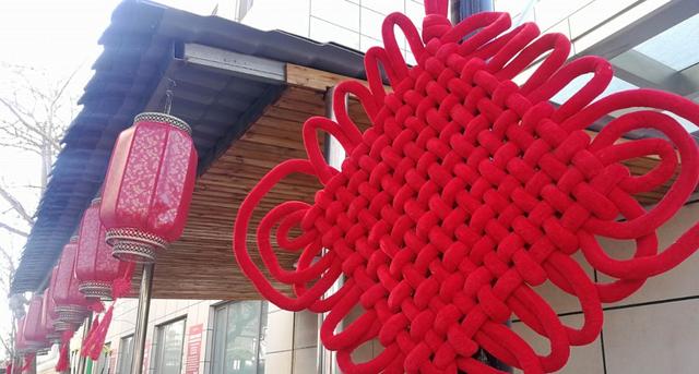 北京日报客户端 新春走基层｜居民齐动手，扮靓社区迎新年