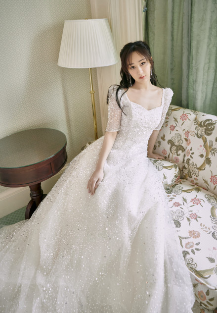 杨紫|澄清和张艺兴绯闻后，杨紫被孙红雷问是否恋爱，本尊辟谣：我是单身