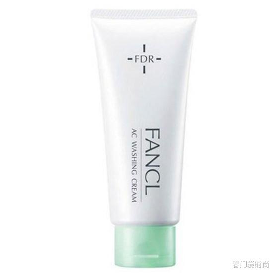 洗面奶 迎接2022 年终洗面奶盘点 口碑好效果好的洗面奶排行榜前十名