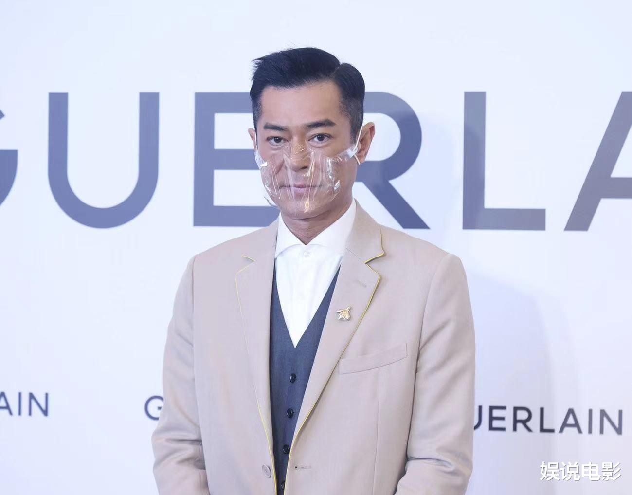 爱情|古天乐坚持十多年一日一餐,刘德华吃素多年,蔡卓妍也是很自律