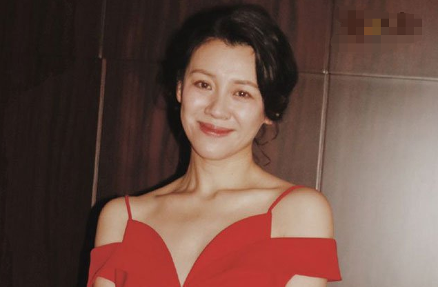 半暖时光|\大娘子\刘琳：被名导抛弃，转身下嫁穷小子，47岁被婆家宠成公主！