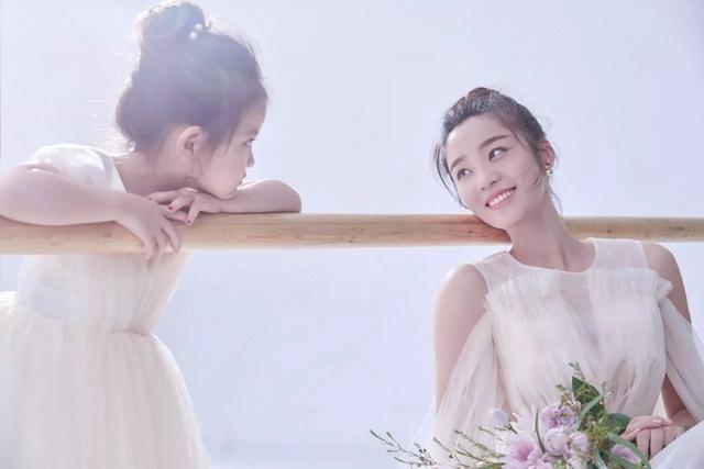 漂凌育儿|育儿路上,父母请用鼓励和赞美,而不是随意给孩子贴“负面标签”