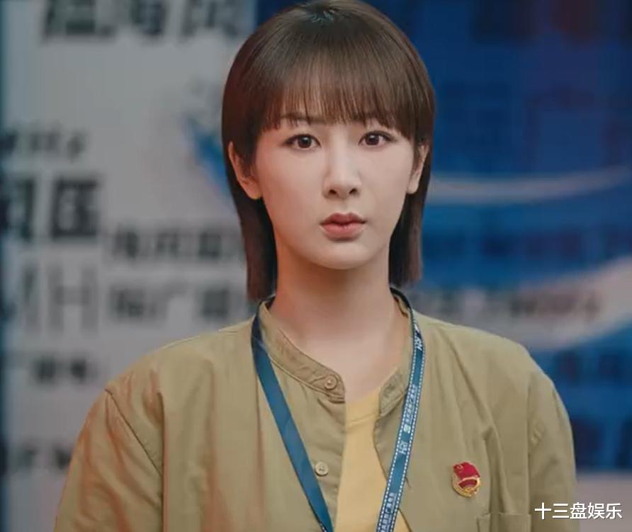 明星|国家公祭日,娱乐圈有人自觉禁娱,也有人继续上热搜被骂