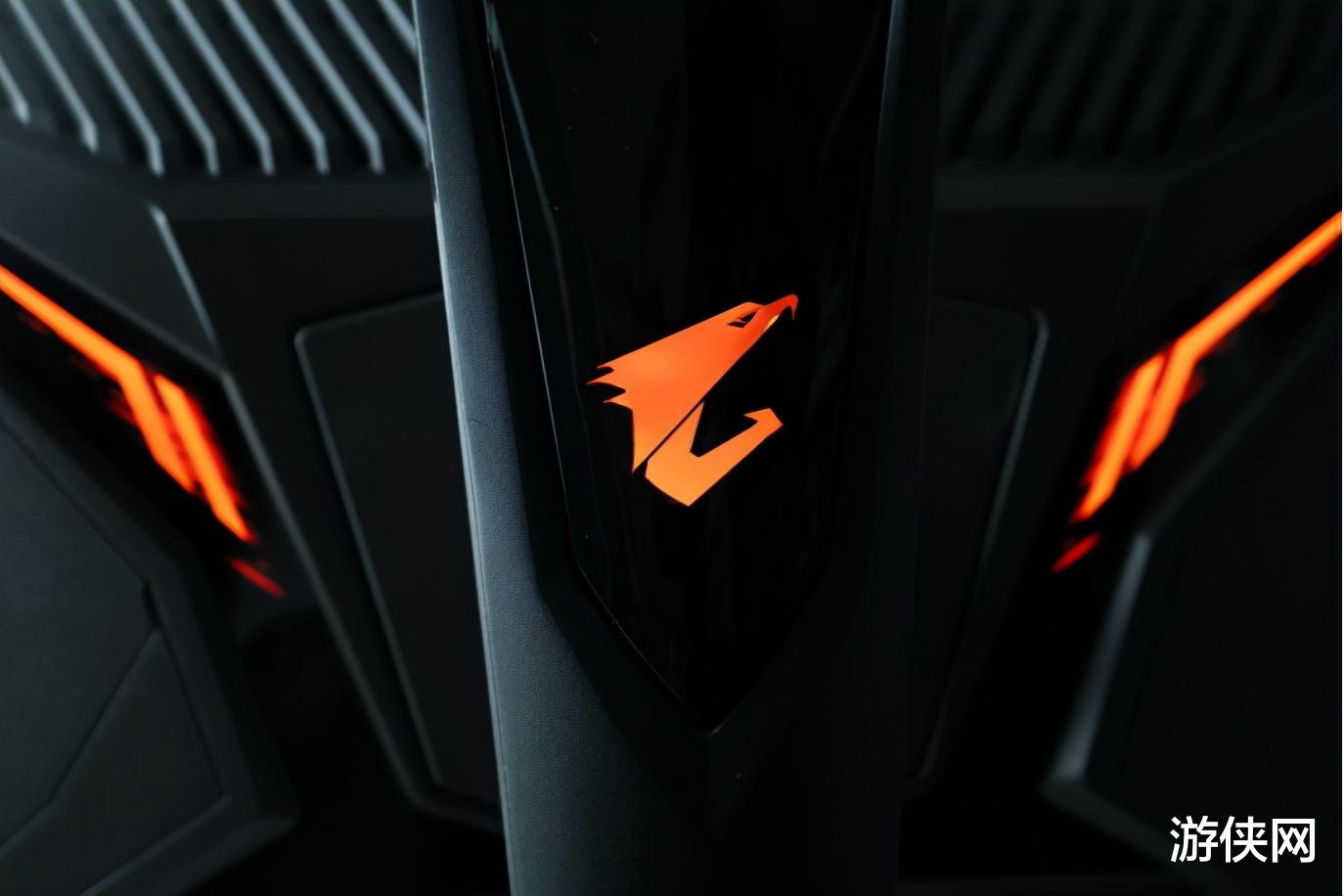 显示器|240Hz电竞显示器中的小钢炮！AORUS FI25F开箱