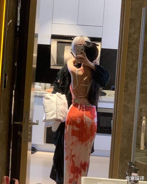 江疏影|郭美美被质疑性取向有问题，富二代男友发文霸气回怼，我就是你爹