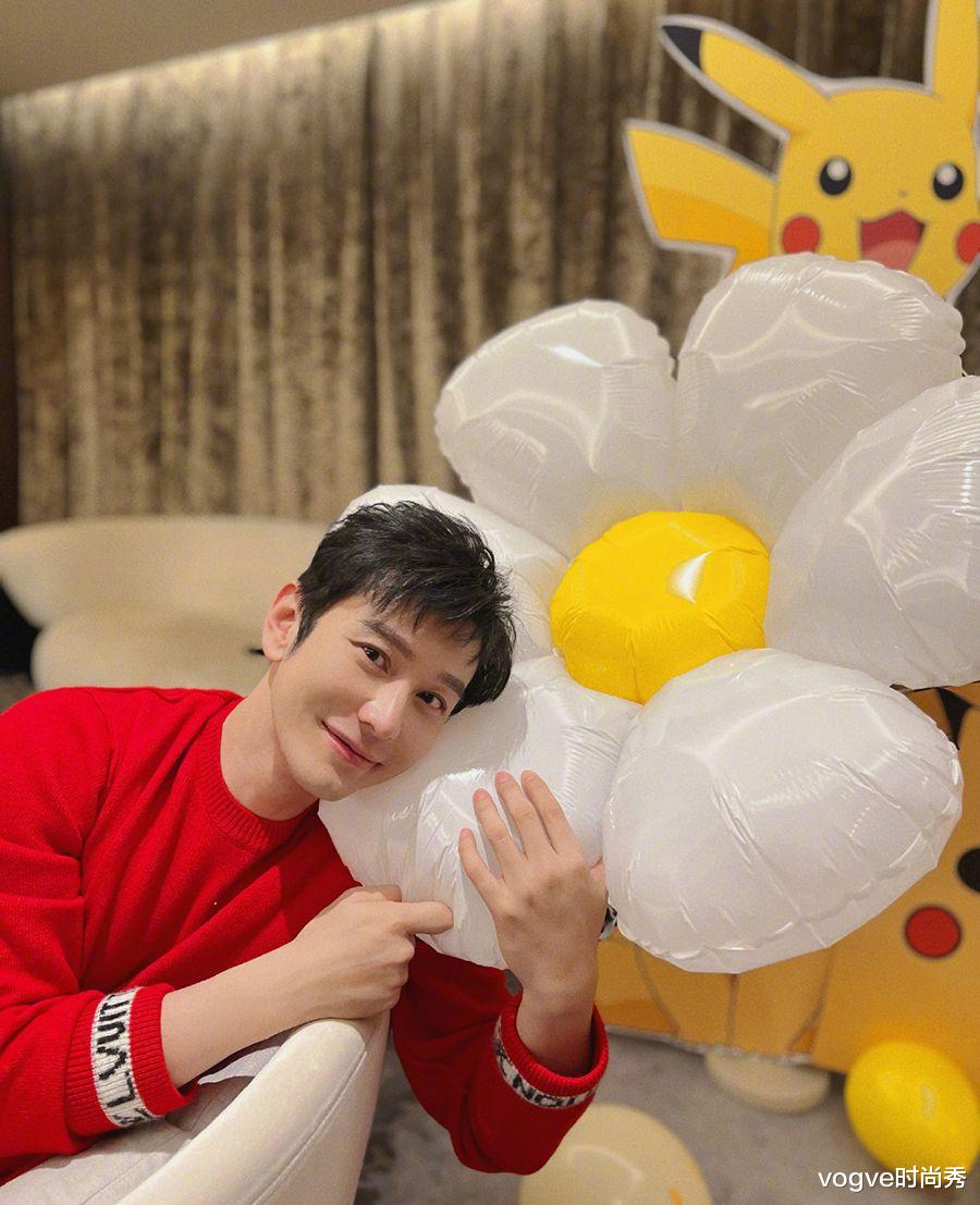 黄晓明|黄晓明生日当天，baby忙着出席活动，夫妻俩都瘦了一圈