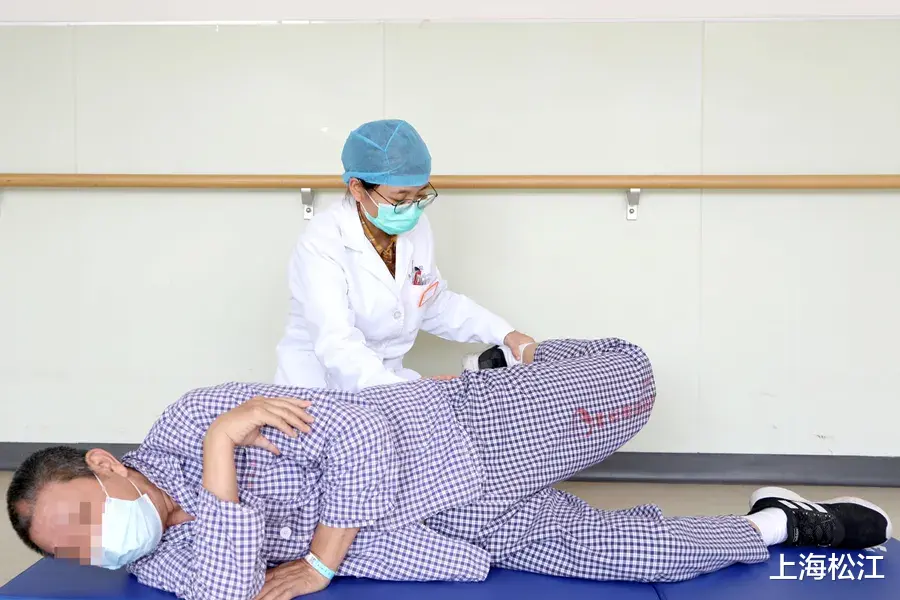 臀部|腰腿疼痛？可能是臀上皮神经卡压在“作怪”！如何缓解看这里→