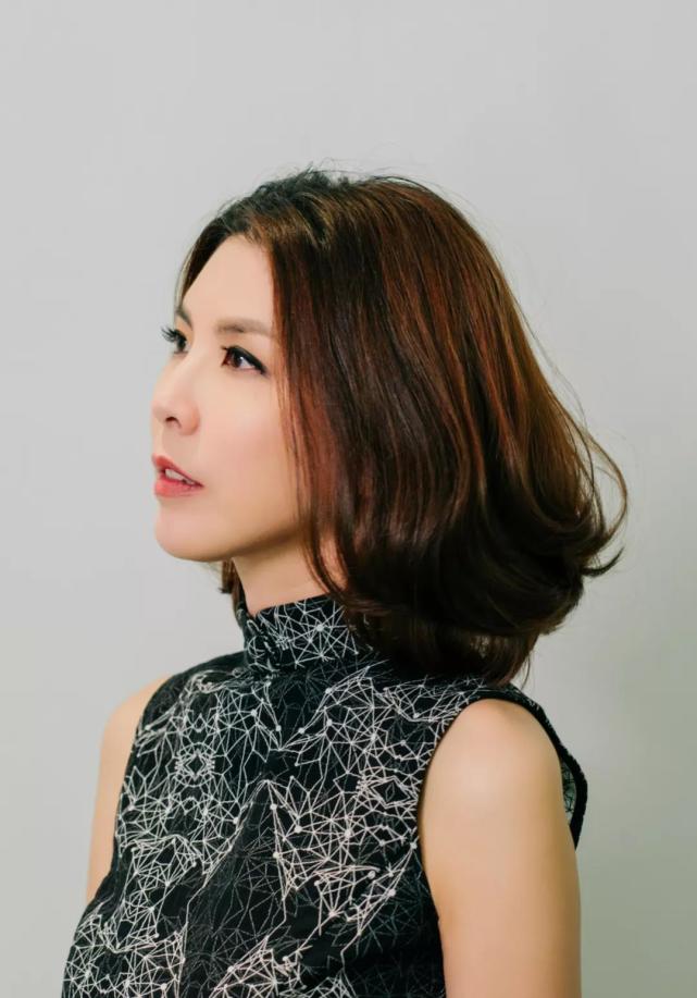 许茹芸|她曾与王菲齐名，却靠结婚翻红，39岁闪婚后，分居7年住小房子