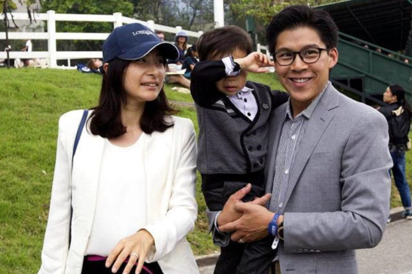 糖果的妈妈|郭晶晶夫妇参加儿子校园活动,学费价格成亮点,育儿方式值得学习