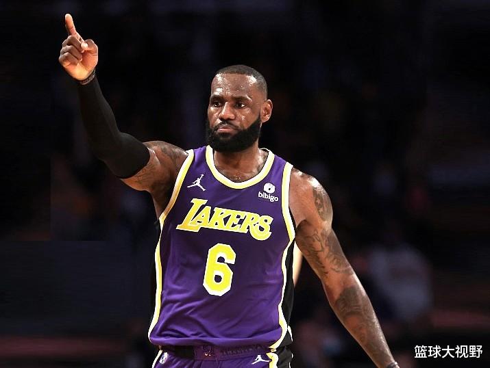 勒布朗·詹姆斯|詹姆斯还是你狠！75年NBA历史上的一项空白，被你填补了