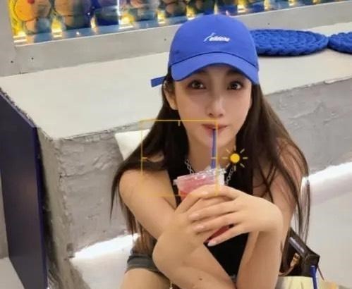 情感维护|实锤了，吴亦凡经纪人以挑选MV女主为由，找到了都美竹