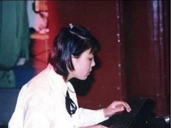 健力宝 姐姐在北大坠崖，妹妹在清华铊中毒，智商只有七岁，生活难以自理