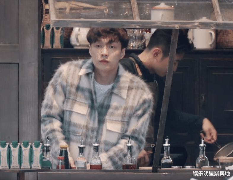 杨紫|张艺兴和杨紫恋爱了？张艺兴之前说漏了嘴