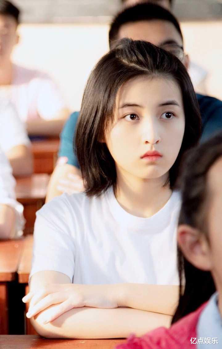 张子枫|四小花旦再怎么洗牌，张子枫赢面都很大，“飞龙骑脸”怎么输？