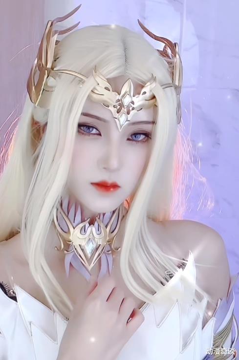 coser|首位波塞西cos来袭！气质完美还原，又一个斗罗颜值天花板