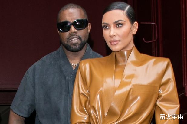 侃爷|侃爷久违和四娃团聚，还得在酒店中，猛烈示爱女演员就为激怒卡戴珊