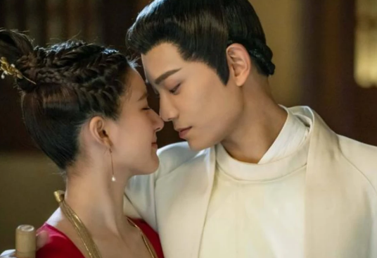 梁洁|赵露思鞠婧祎均不敌，首个百亿网剧女主，这位女星这么厉害？