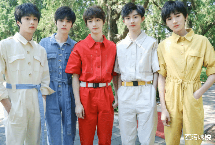 宋亚轩|爱豆宋亚轩，一直就不是傻白甜，他的骨相皮相很适合白切黑