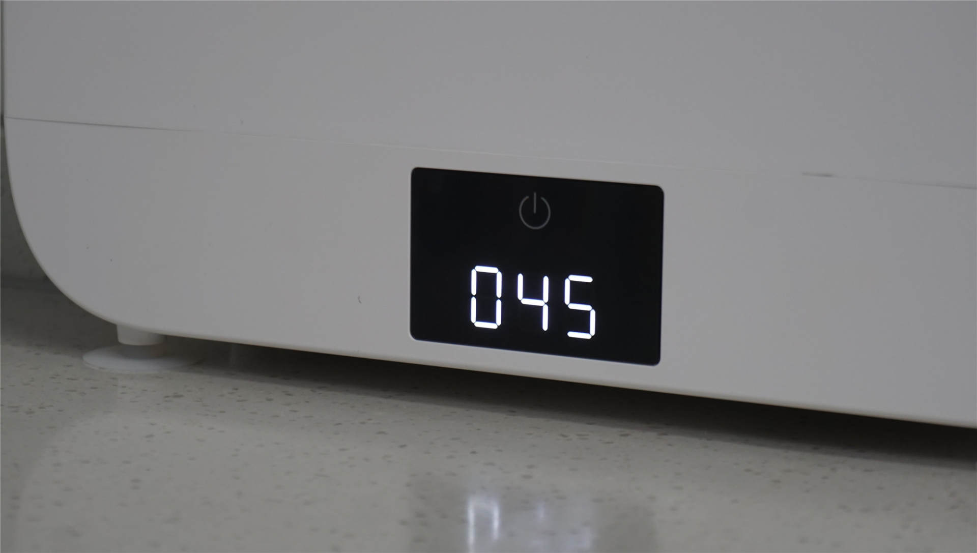 创投圈|小米生态再来造福厨房！米家APP控制的Five智能刀筷杀菌架实测